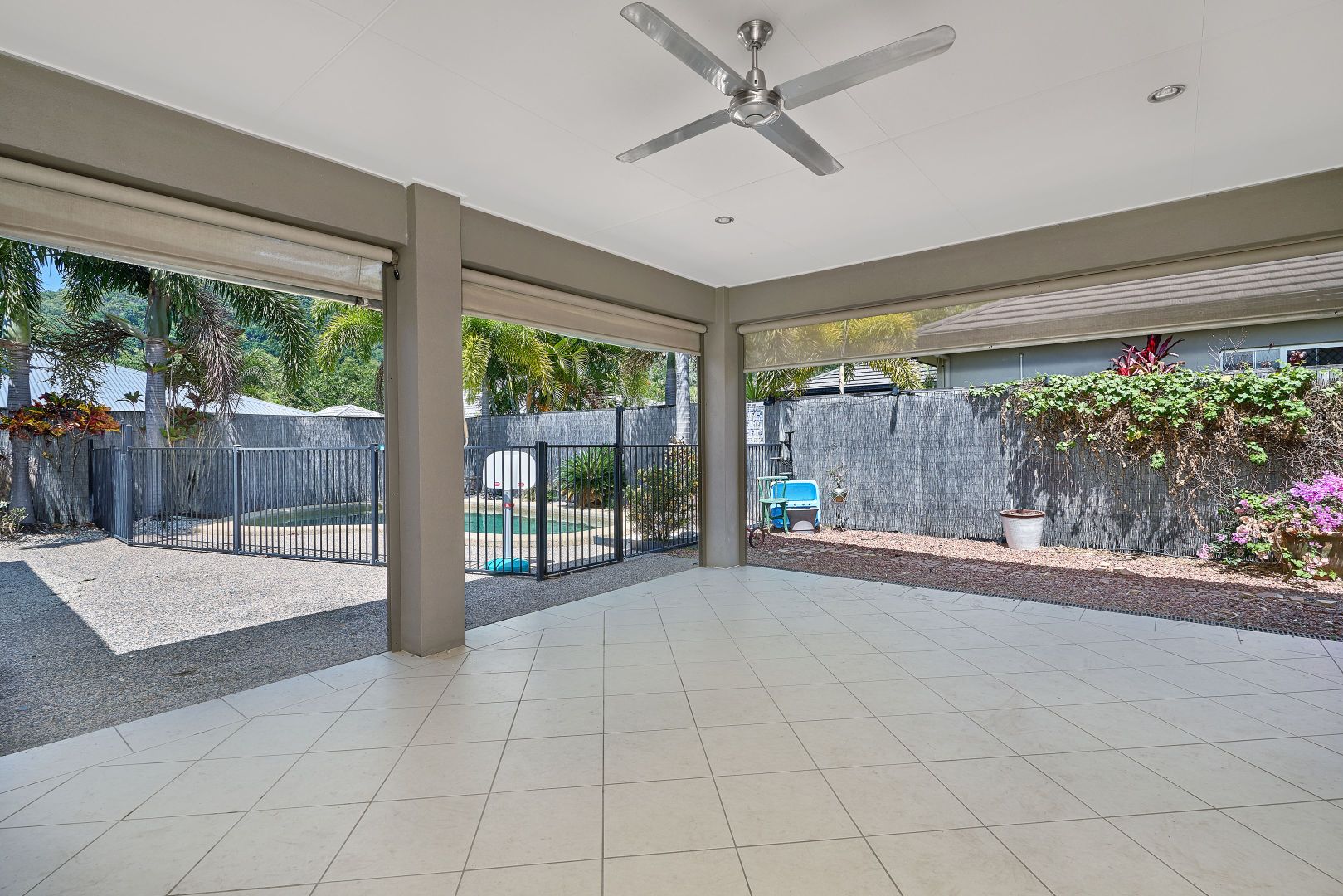 9 Bushlark Place, Smithfield QLD 4878, Image 2