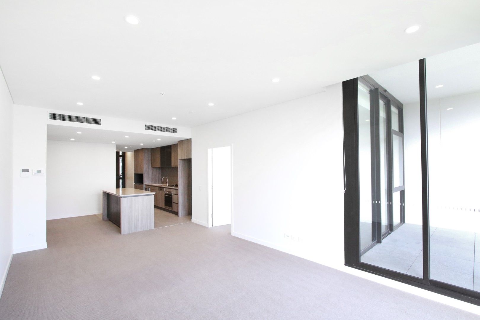 2 bedrooms Apartment / Unit / Flat in 1602/15 Lachlan Street WATERLOO NSW, 2017