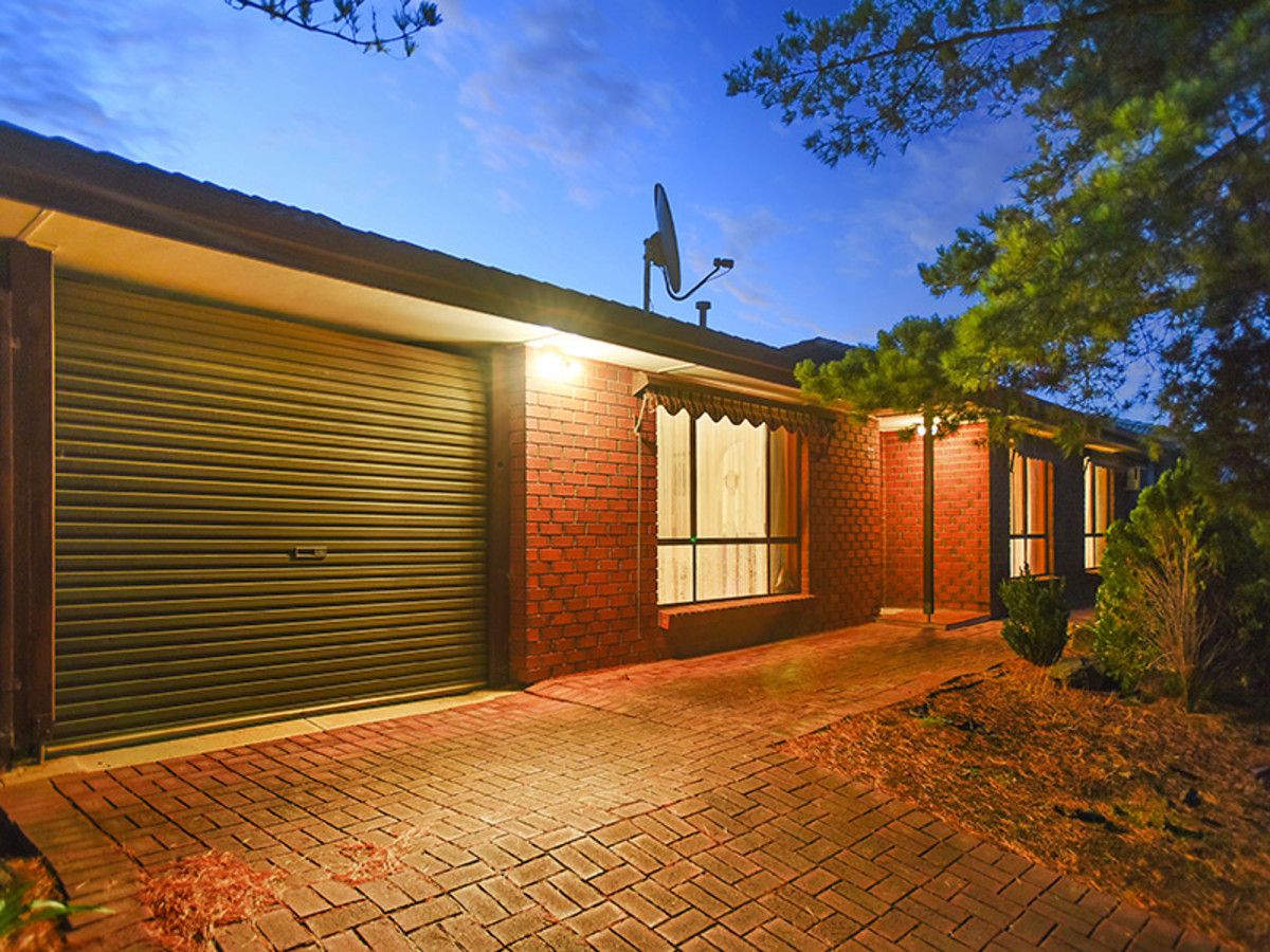 32 Cumberland Crescent, Huntfield Heights SA 5163, Image 0