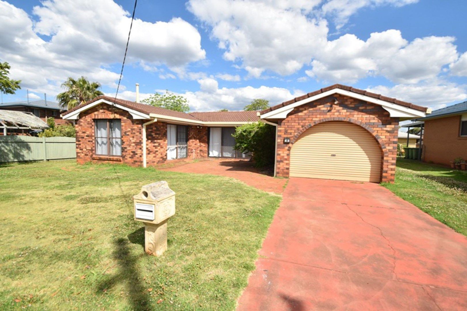 3 bedrooms House in 4 Fleet Street DARLING HEIGHTS QLD, 4350