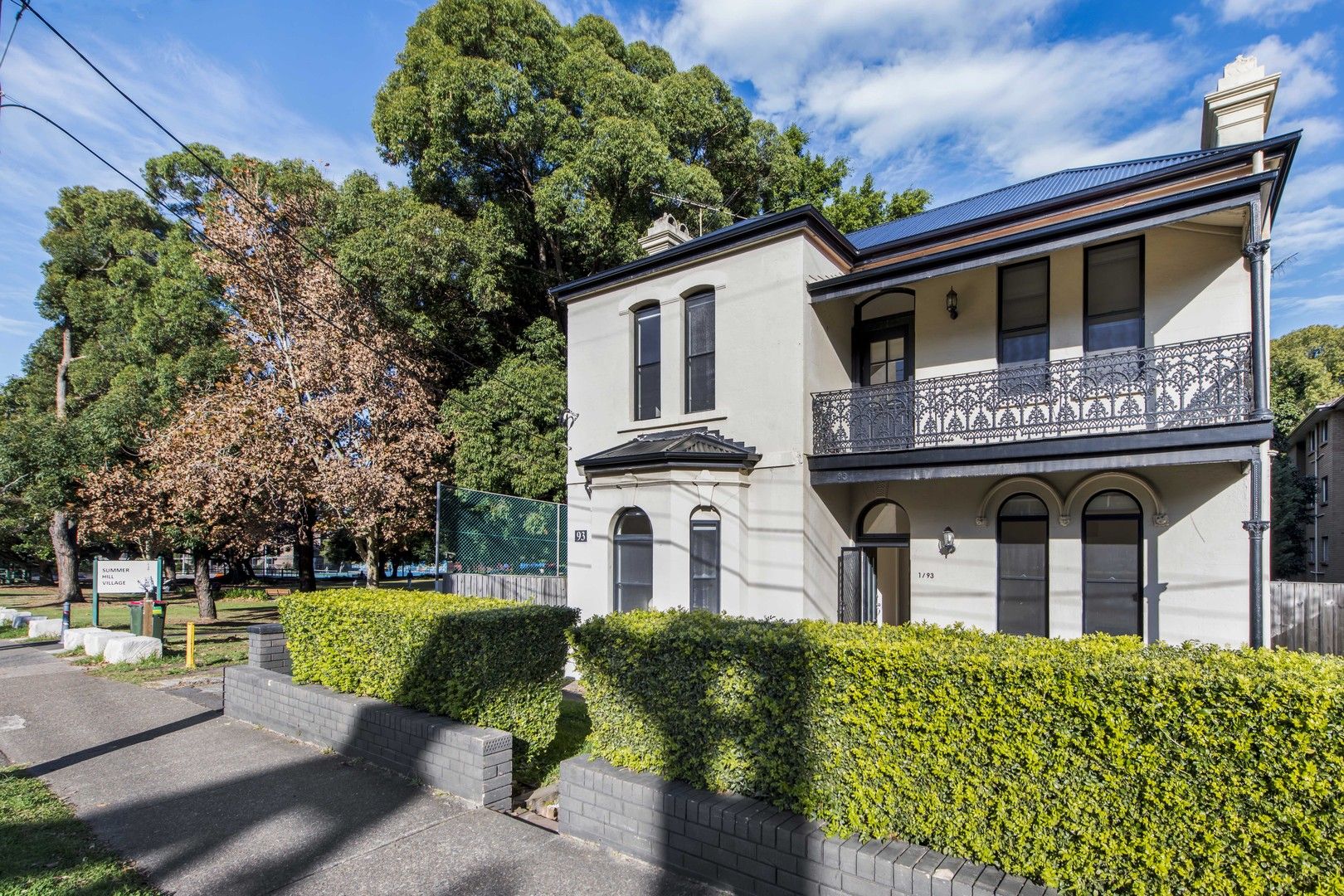 5 bedrooms House in 1/93 Carlton Crescent SUMMER HILL NSW, 2130