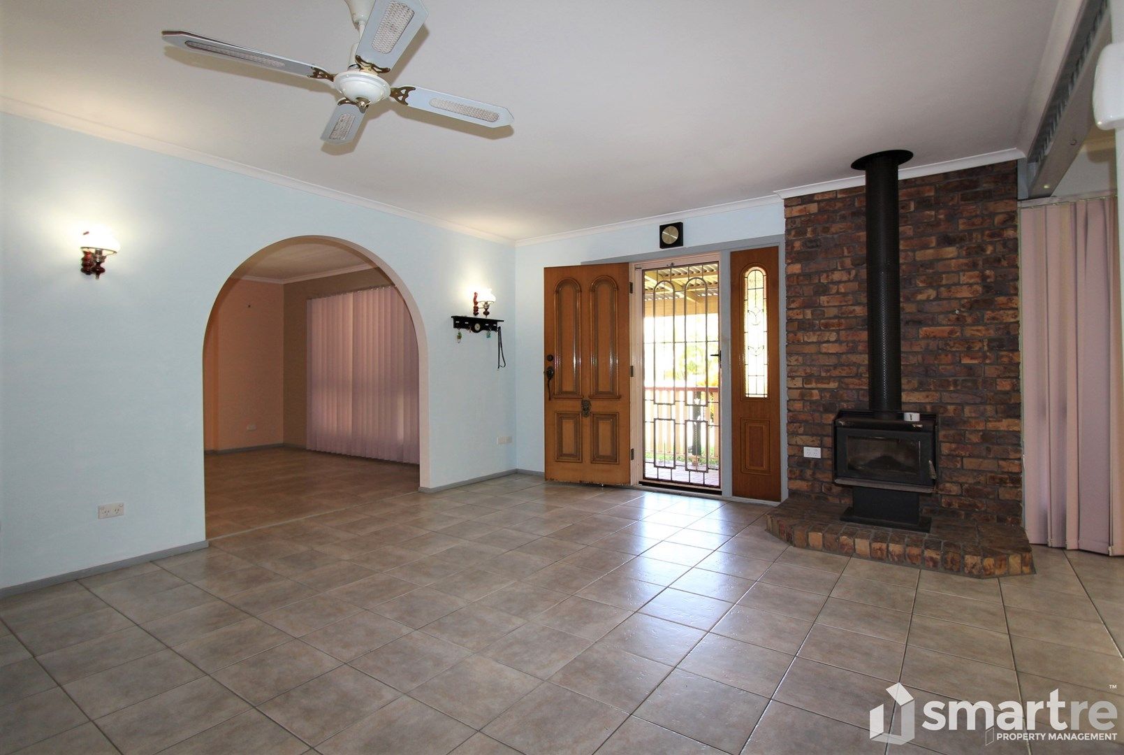 3 bedrooms House in 14 St Andrews Avenue BIRKDALE QLD, 4159