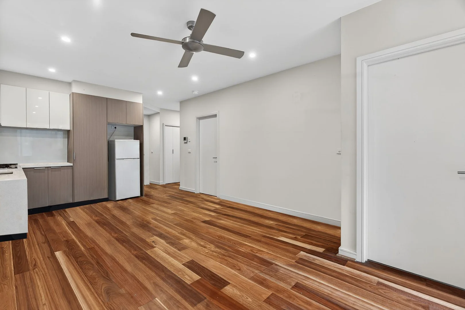 Additional image 4 of 102/326-328 Burwood Highway, Burwood VIC 3125