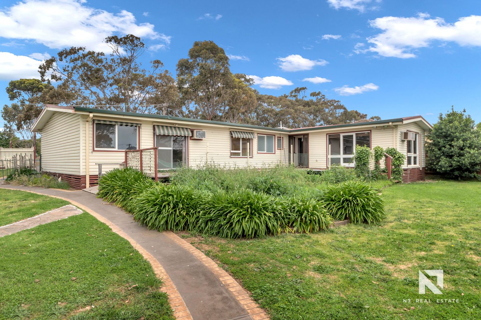 8688 Riddell Road, Sunbury VIC 3429 House For Rent Domain
