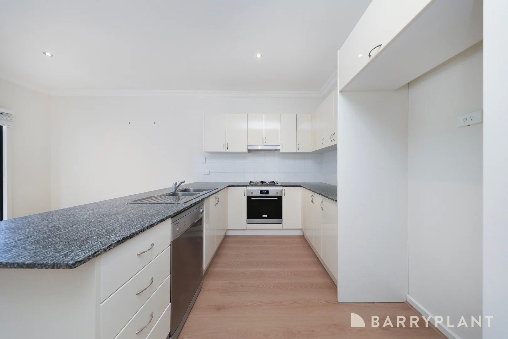 Additional image 5 of 2/6 Baird Street, Maidstone VIC 3012