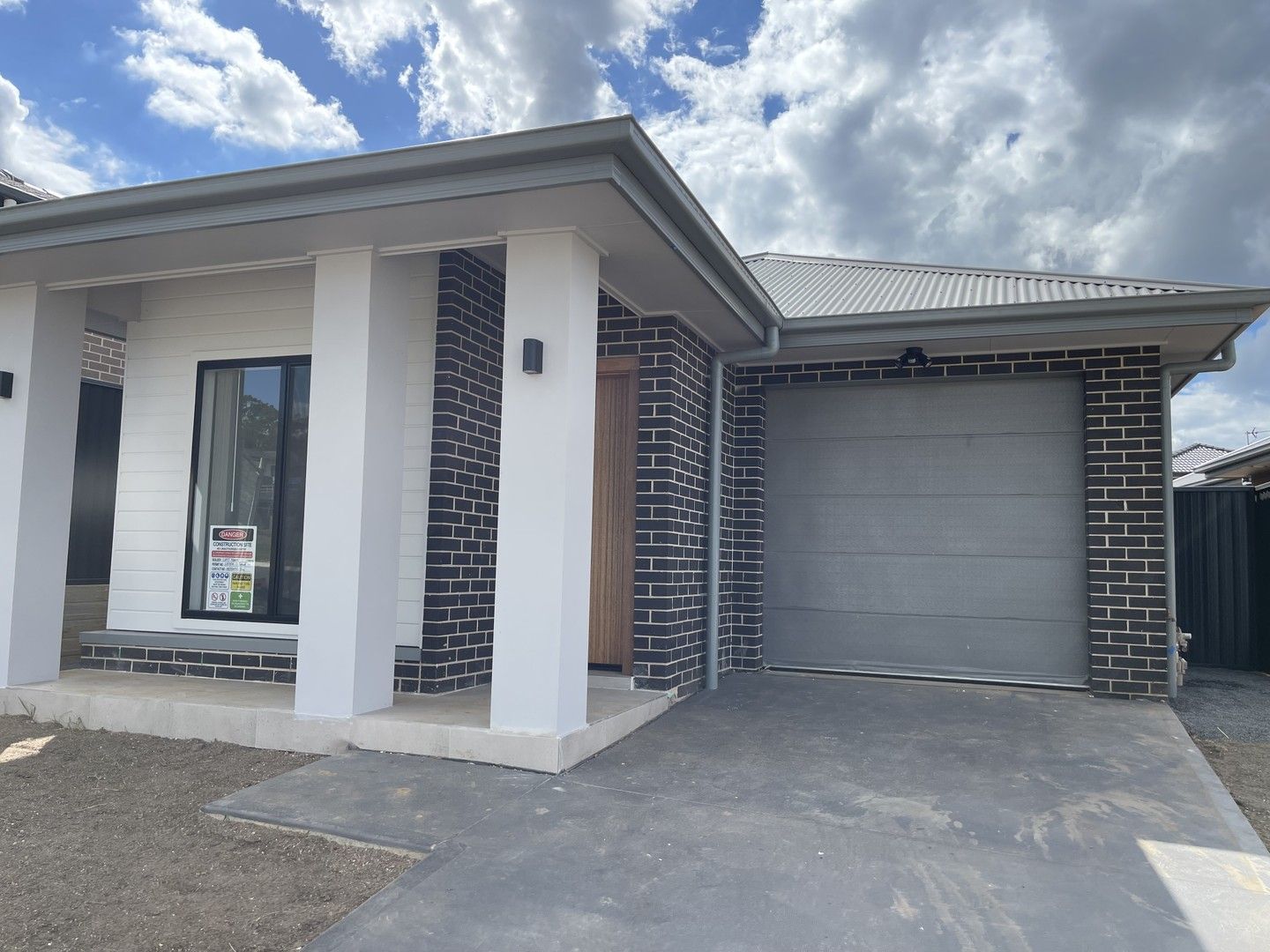 4 bedrooms House in 18 Tussock Avenue COBBITTY NSW, 2570