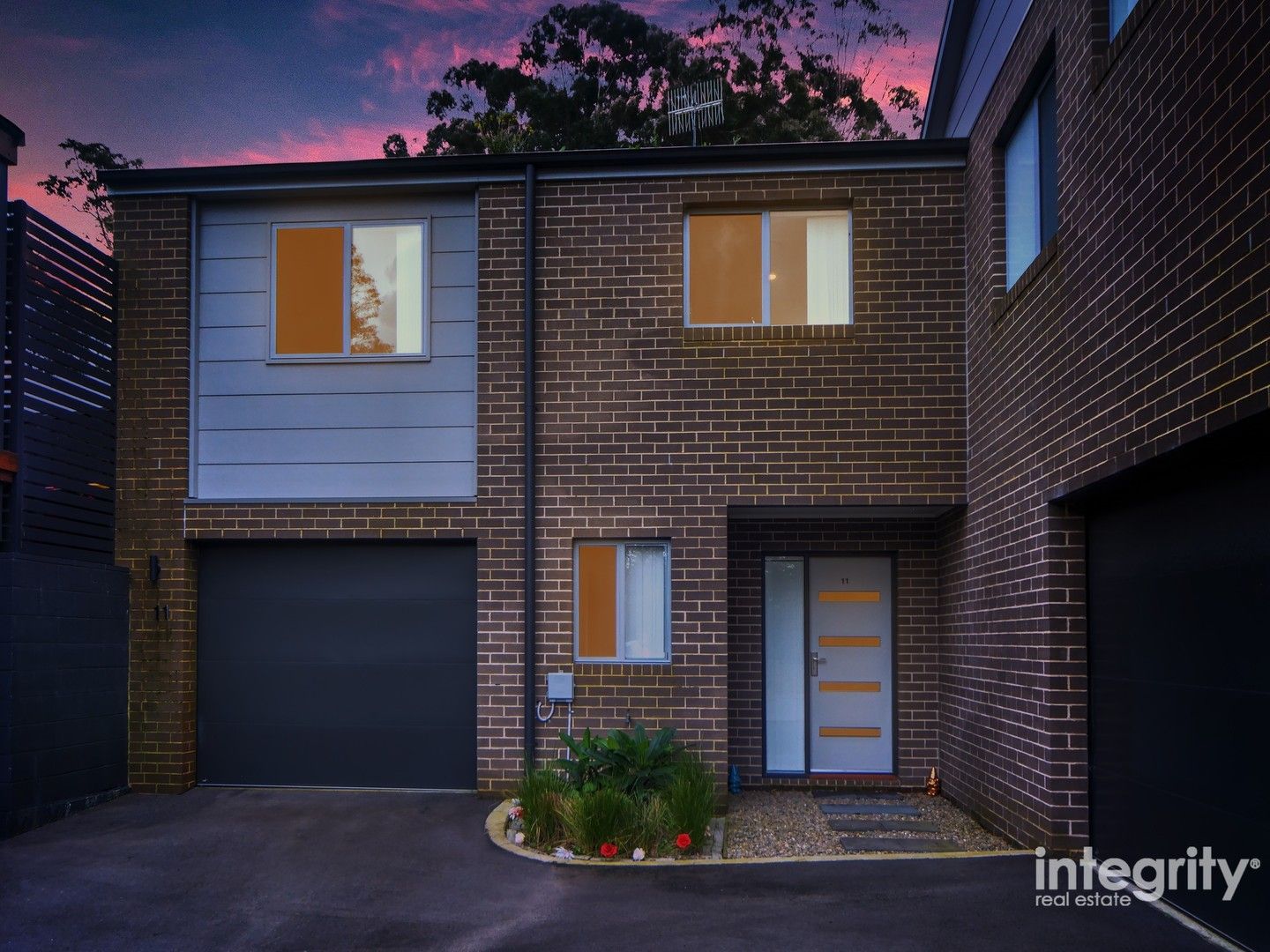 2 bedrooms Apartment / Unit / Flat in 11/76 Brinawarr Street BOMADERRY NSW, 2541
