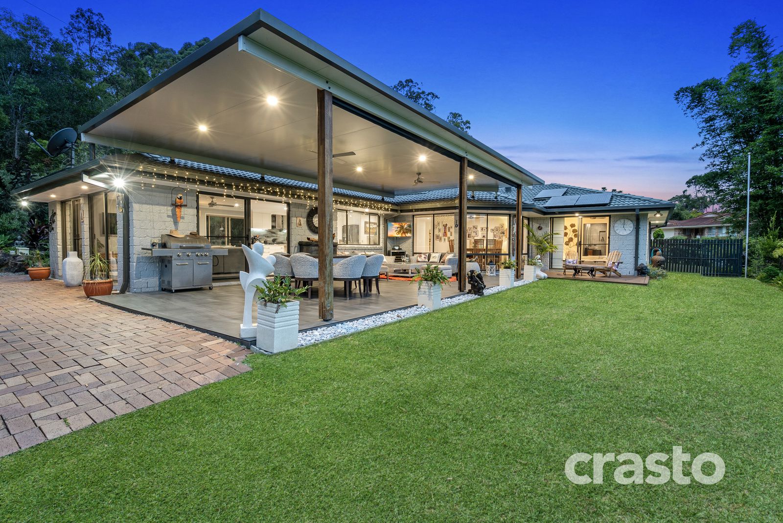 17 Riverina Court, Mudgeeraba QLD 4213, Image 2