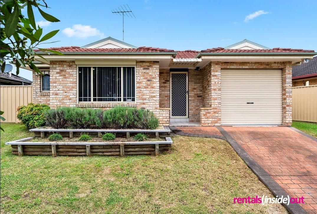 3 bedrooms House in 10 Oriole Street GLENMORE PARK NSW, 2745