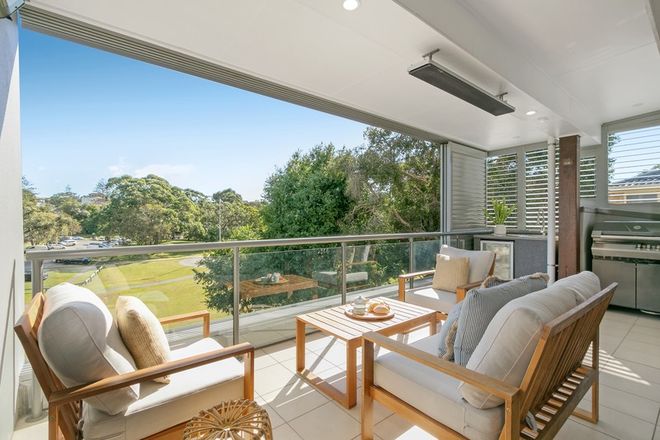 Picture of 4/3 Carmichael Close, COOLANGATTA QLD 4225