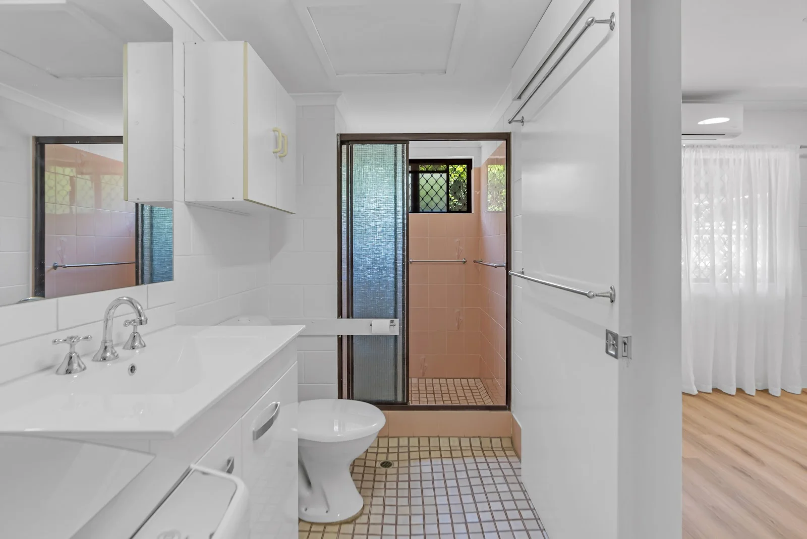 Additional image 9 of 3/451-455 Severin Street, Manunda QLD 4870