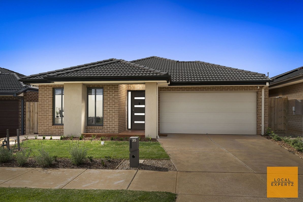 4 bedrooms House in 35 Tedcastle Drive AINTREE VIC, 3336
