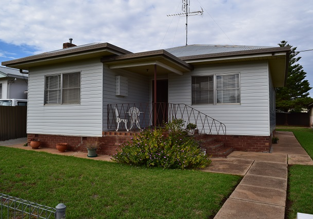 7 Callaghan Street, Parkes NSW 2870