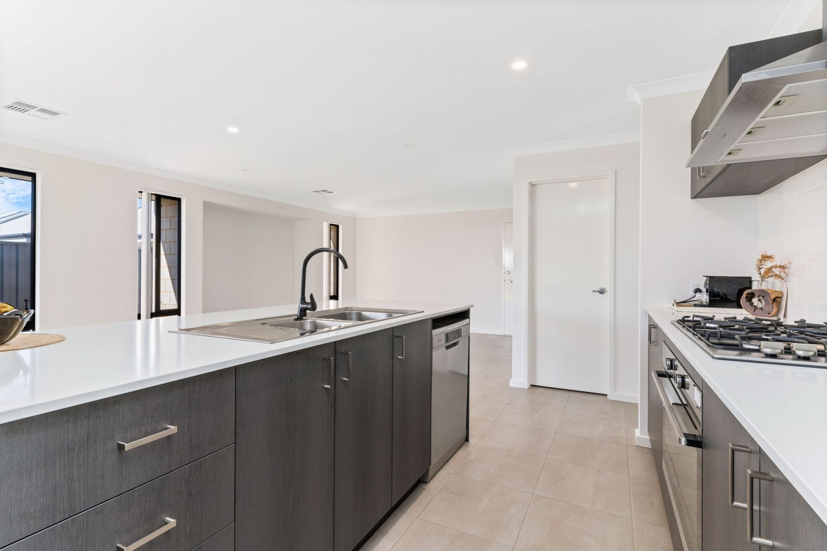 14 Drovers Road, Southern River WA 6110 House For Rent 680 Domain