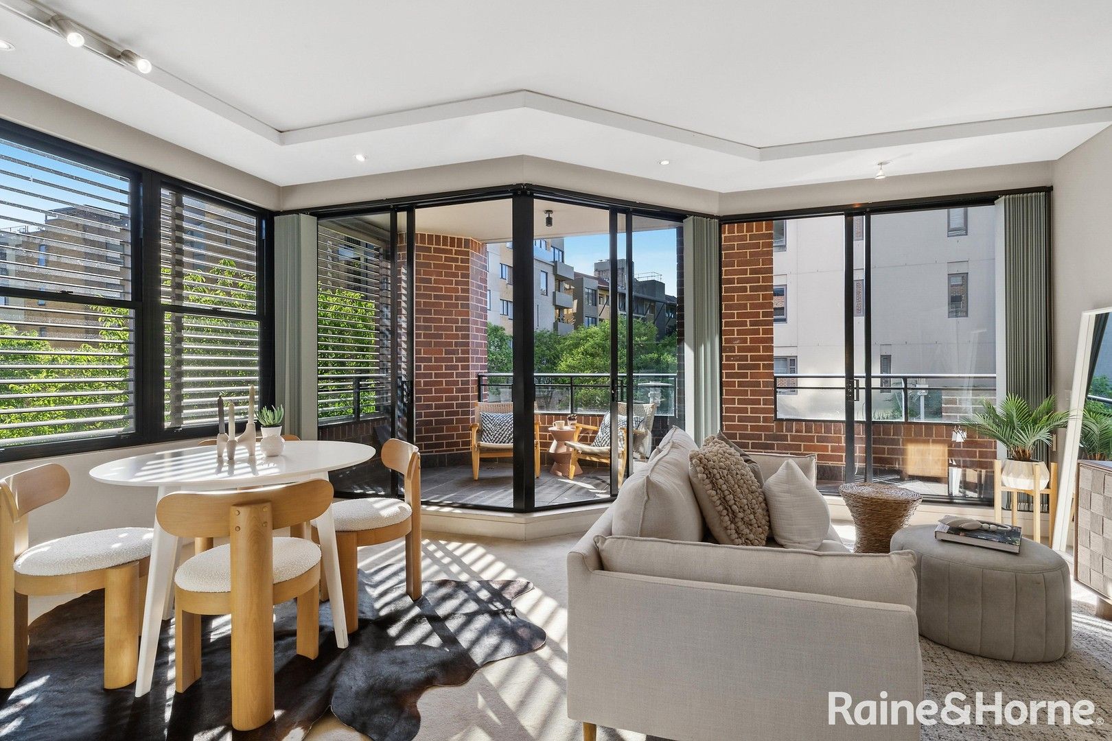 1 bedrooms Apartment / Unit / Flat in 601E/26 Point Street PYRMONT NSW, 2009