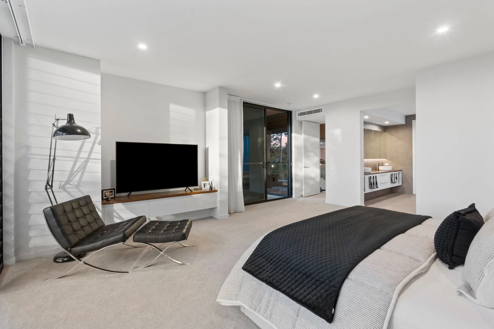 Additional image 11 of 1830 Pinehurst Drive, Sanctuary Cove QLD 4212