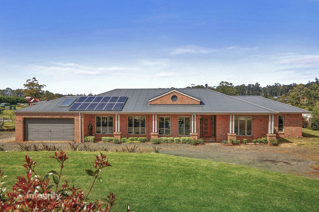 17 Elvin Drive, Kinglake VIC 3763, Image 0