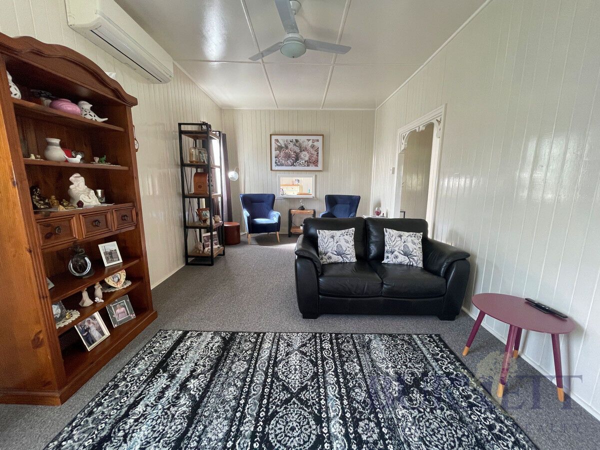 21 Brookes Street, Biggenden QLD 4621, Image 2