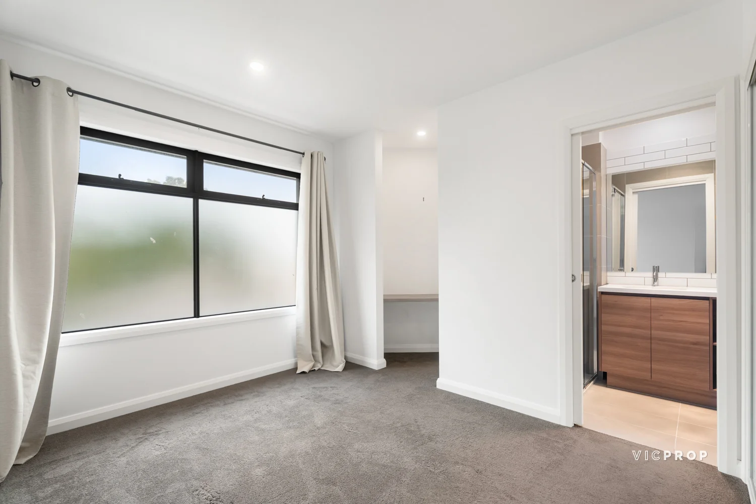 Additional image 8 of 3/24 Pennell Avenue, St Albans VIC 3021