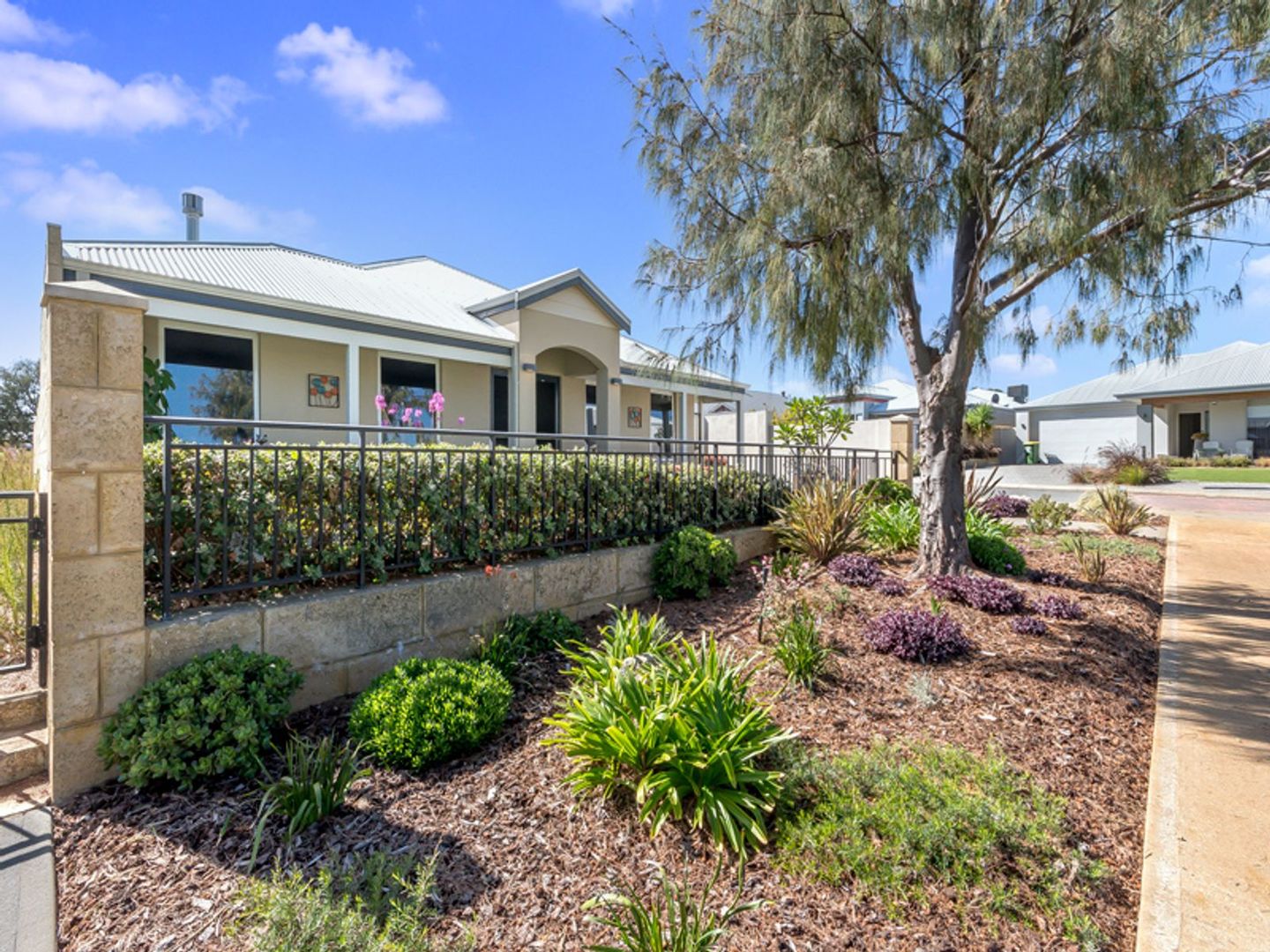 22 Mandjar Lane, Wannanup WA 6210, Image 2