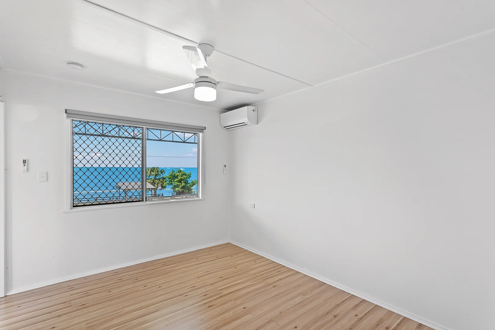 Additional image 13 of 4/40 Coral Esplanade, Cannonvale QLD 4802