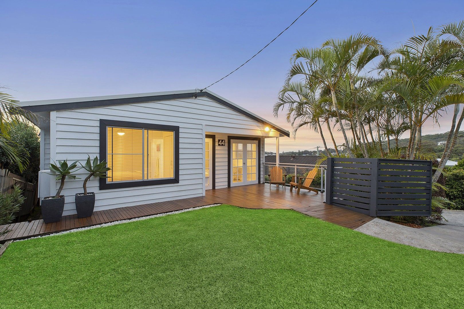 44 Forresters Beach Road, Forresters Beach NSW 2260, Image 0