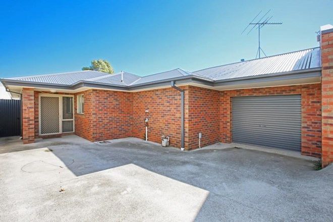 Picture of 2/5 Weddell Road, NORTH GEELONG VIC 3215