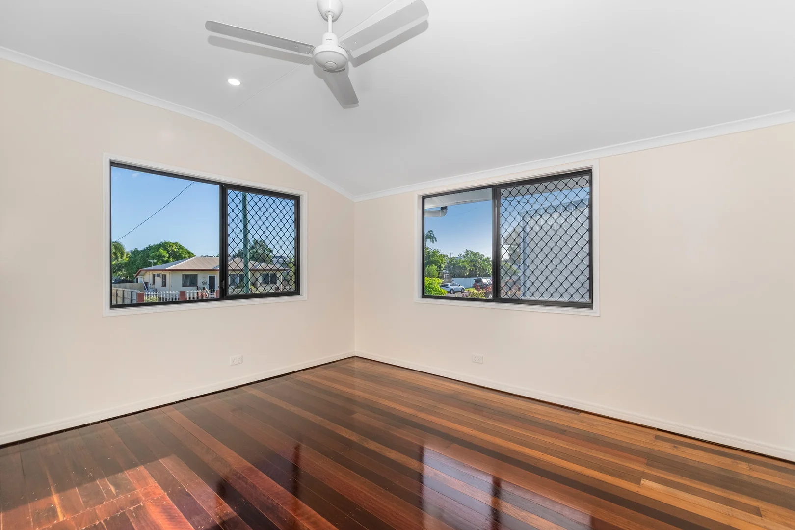 Additional image 10 of 82 Howlett Street, Currajong QLD 4812