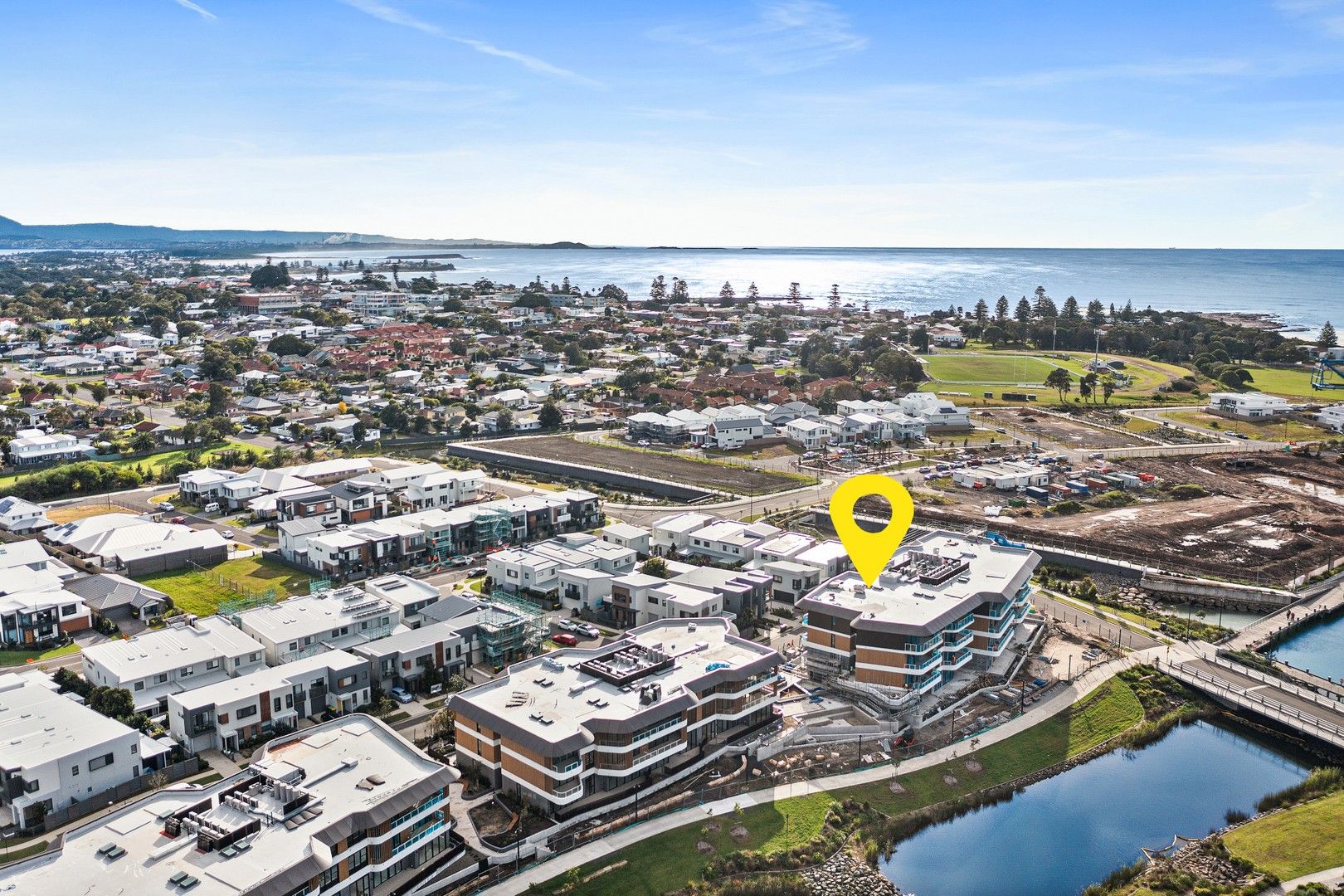 A207/11 Lapwing Avenue, Shell Cove NSW 2529, Image 0