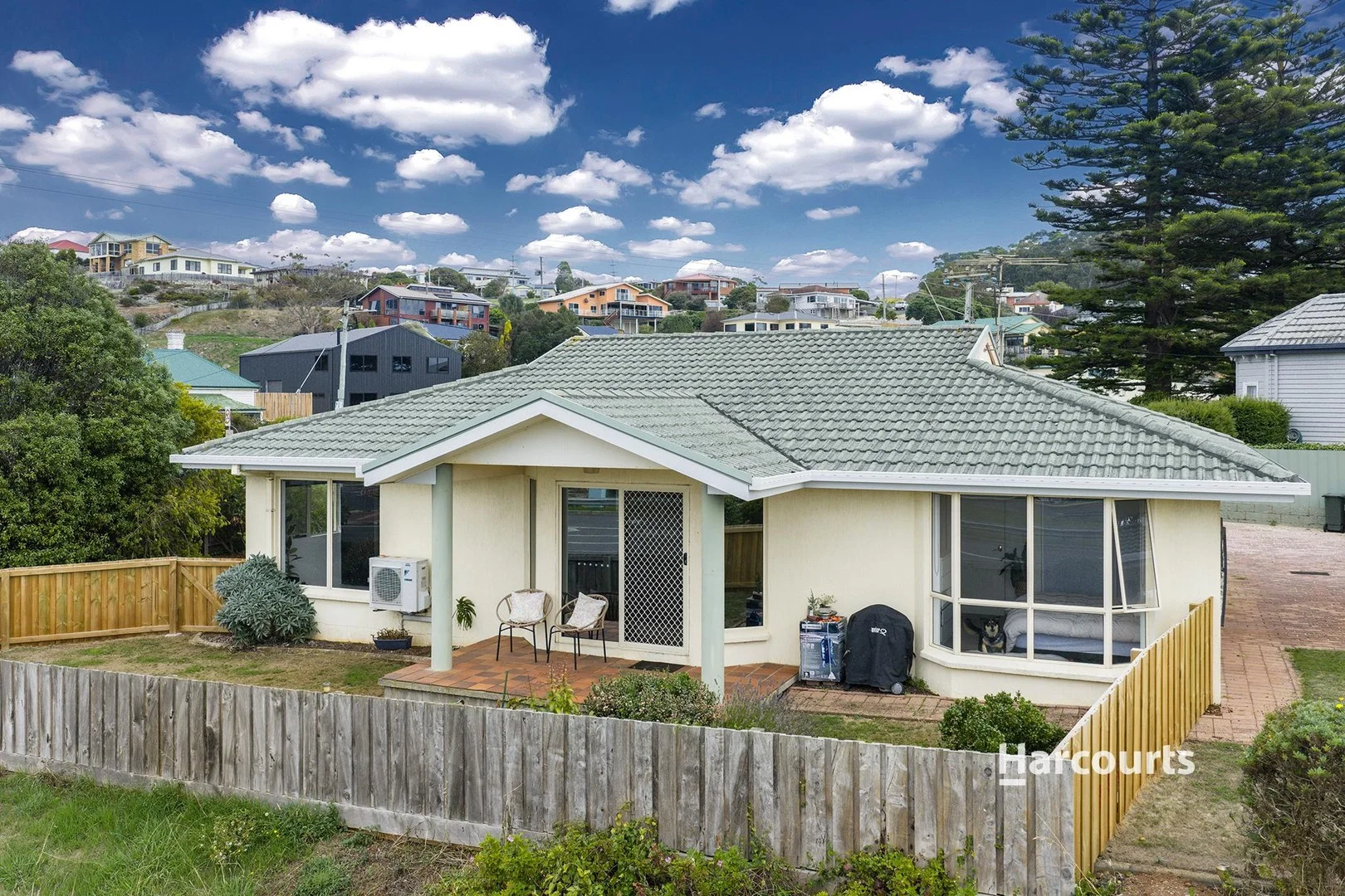 1/27 Main Road, Penguin TAS 7316