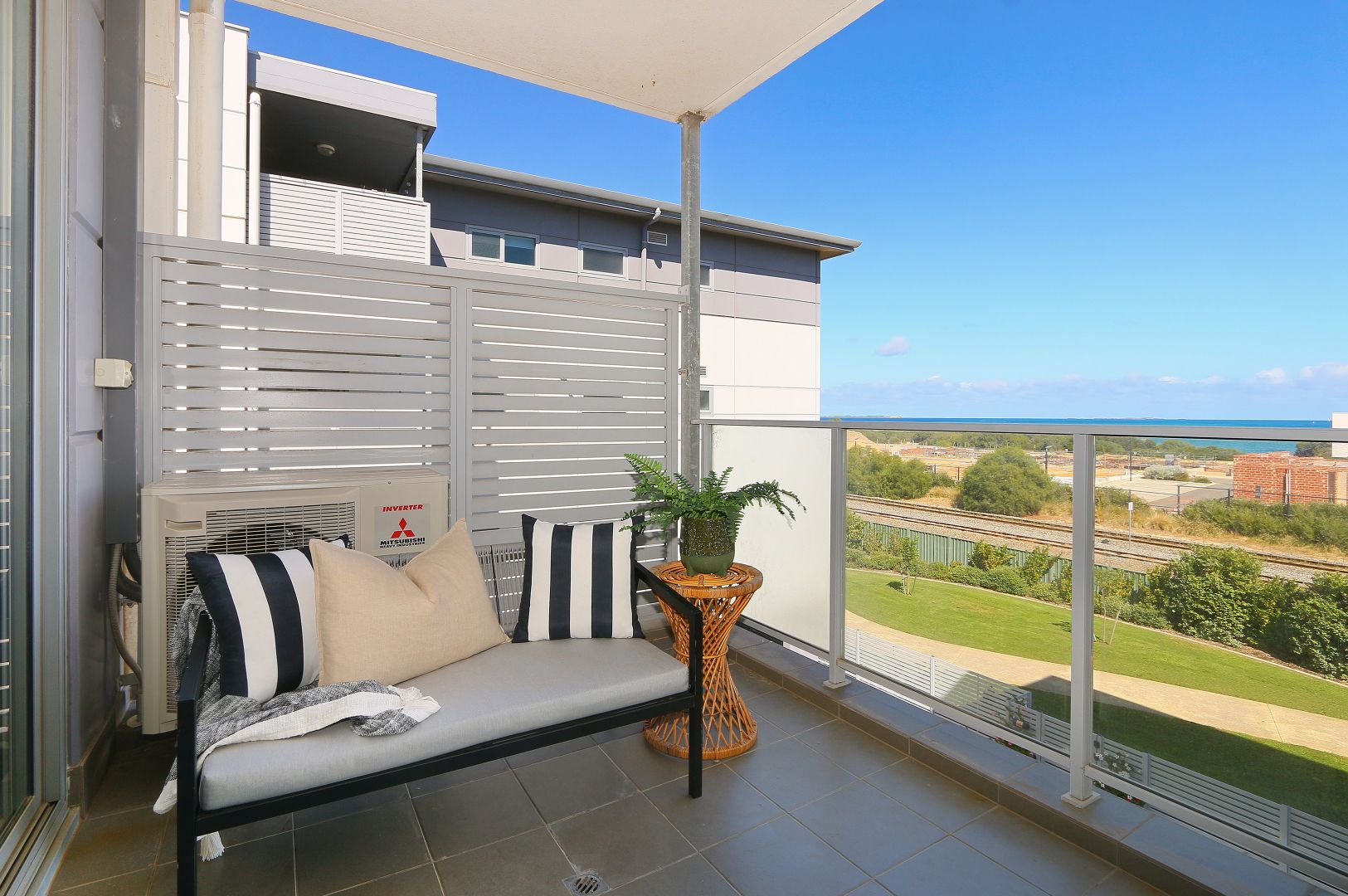 25/25 O'Connor Close, North Coogee WA 6163, Image 1