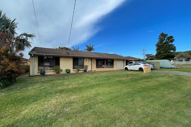 Picture of 4 Abel Place, ANNA BAY NSW 2316