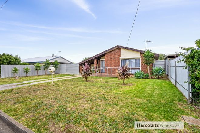 Picture of 33 Belair Avenue, PORT WILLUNGA SA 5173