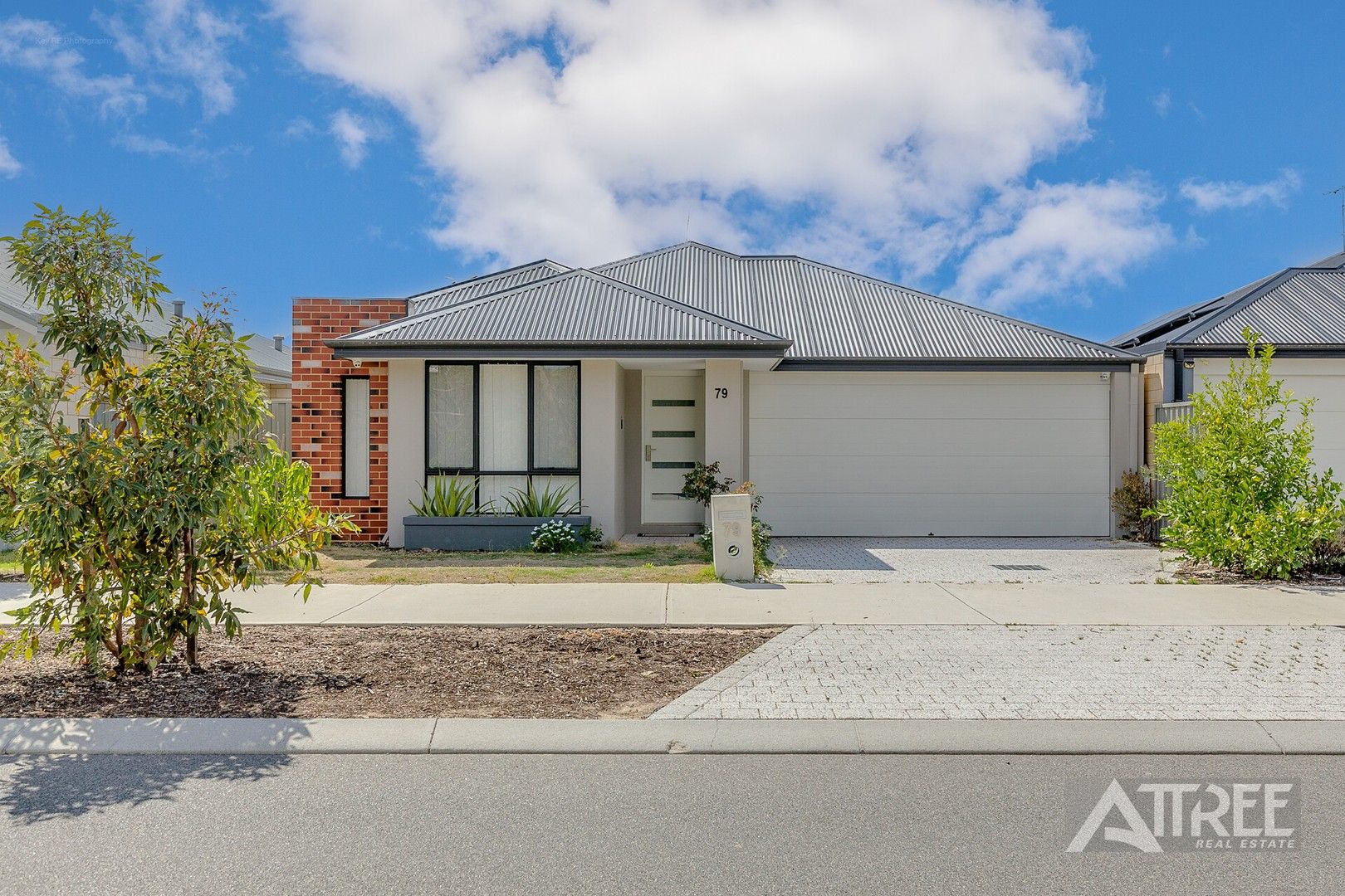 3 bedrooms House in 79 Piara Drive PIARA WATERS WA, 6112