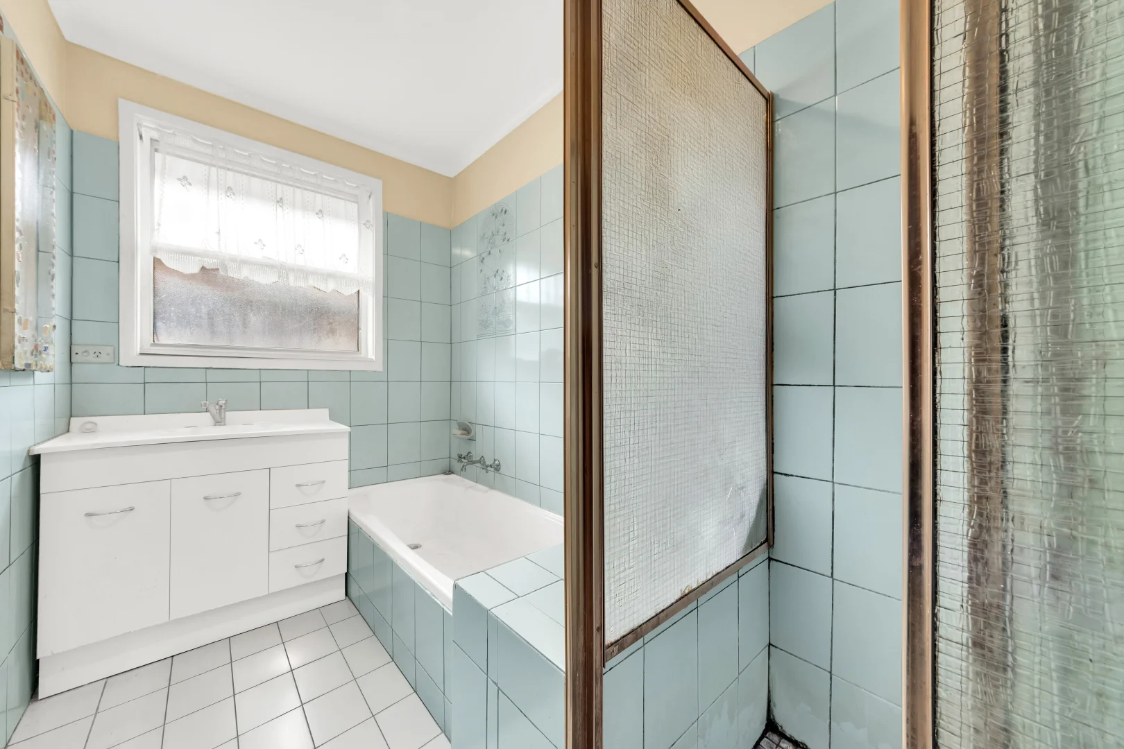 Additional image 9 of 14 Ventnor Crescent, Coolaroo VIC 3048