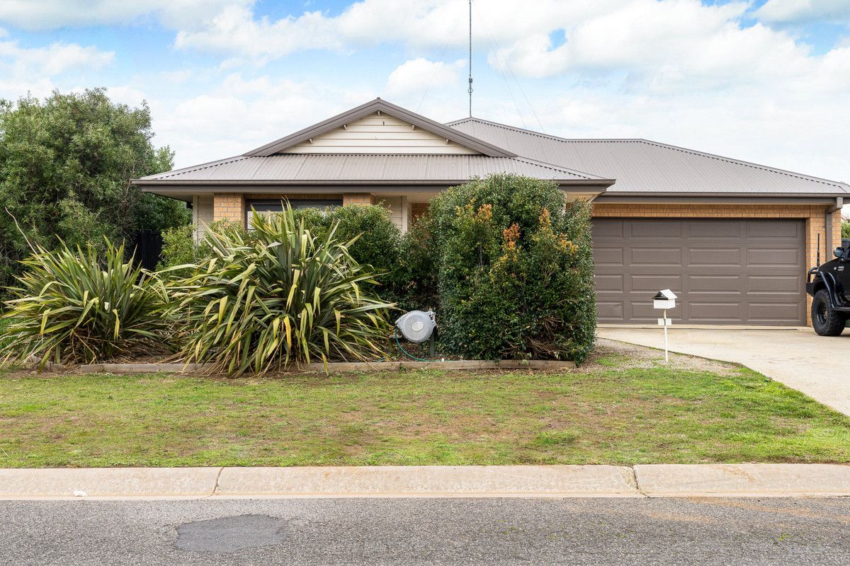 1 Fenwick Fairway, Bannockburn VIC 3331, Image 0