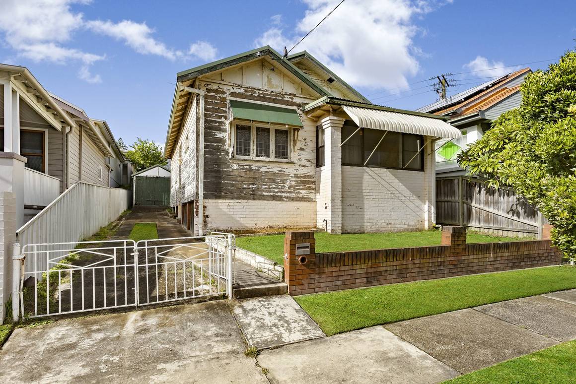 Picture of 45 Brooks Street, COOKS HILL NSW 2300