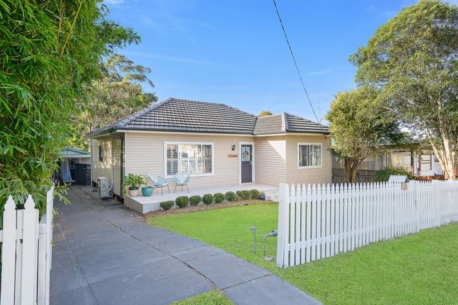 Picture of 7 Denise Street, LAKE HEIGHTS NSW 2502