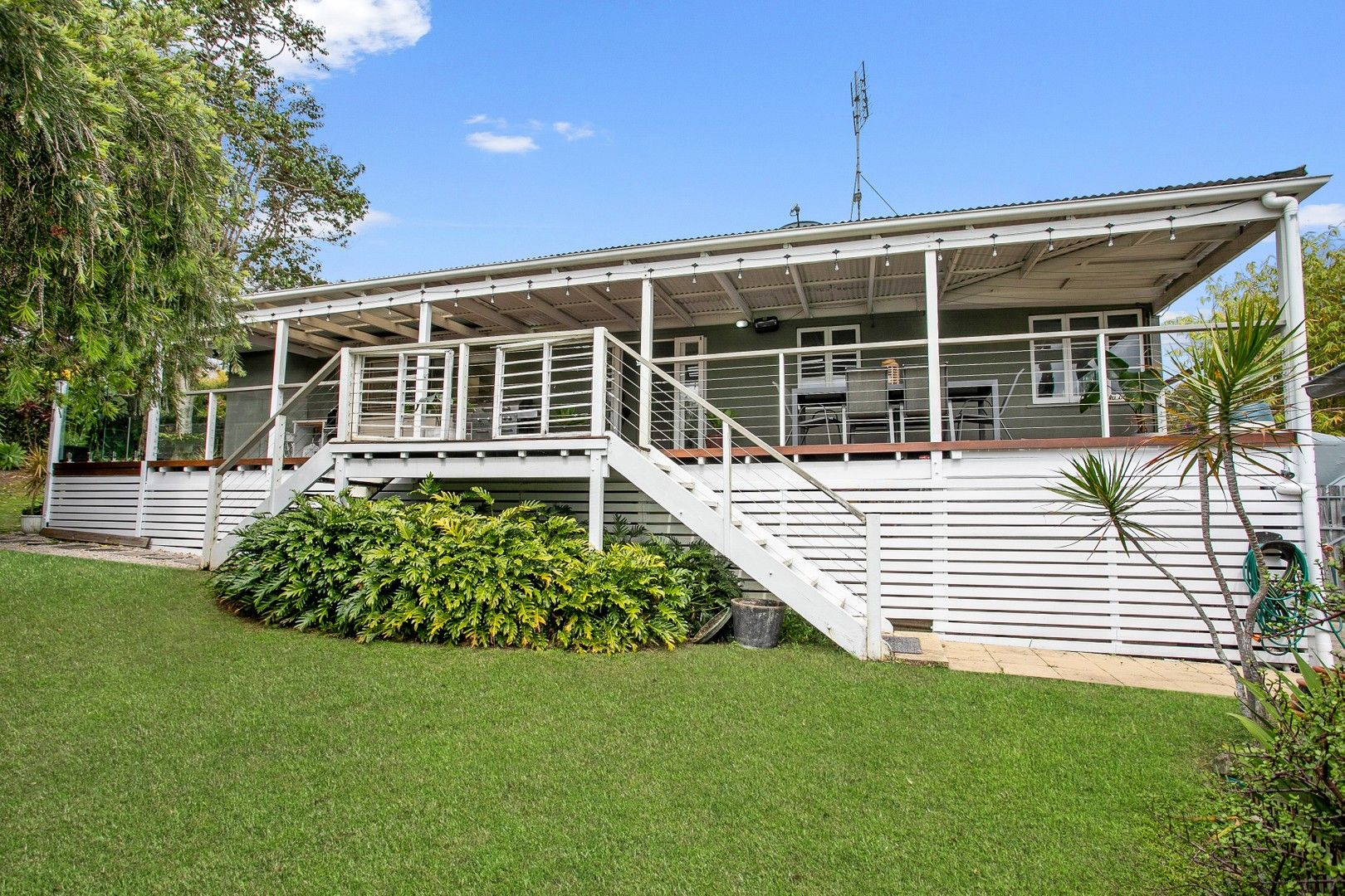 3 bedrooms House in 49 Lake MacDonald Drive COOROY QLD, 4563