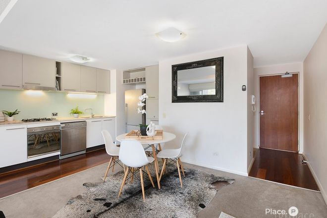 43/18 Addison Avenue Bulimba 4171 - Image 6