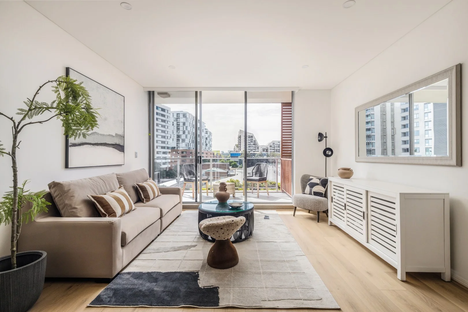 720/4 Spring Street, Rosebery NSW 2018