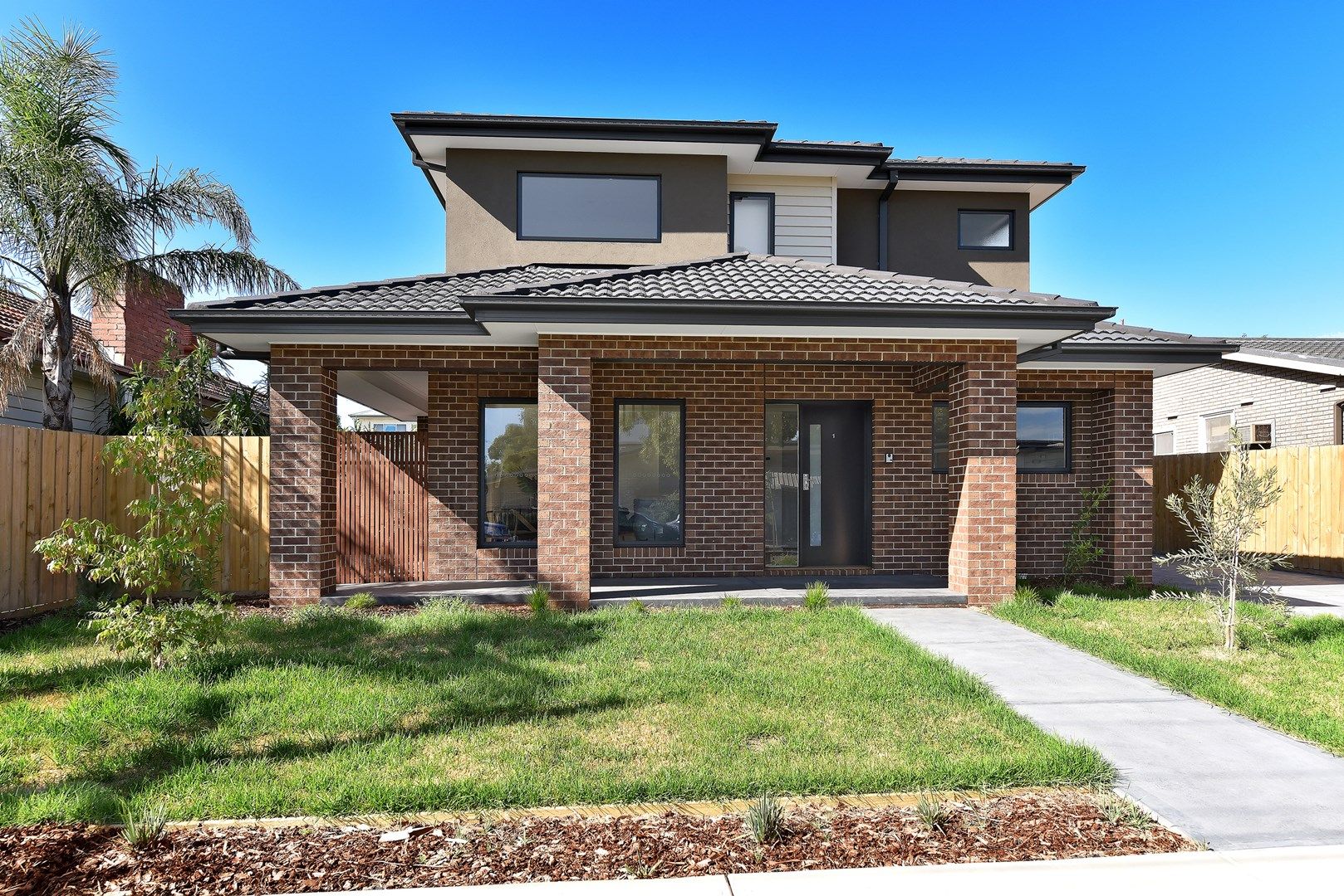 2/5 Cuthbert Road, Reservoir VIC 3073, Image 0