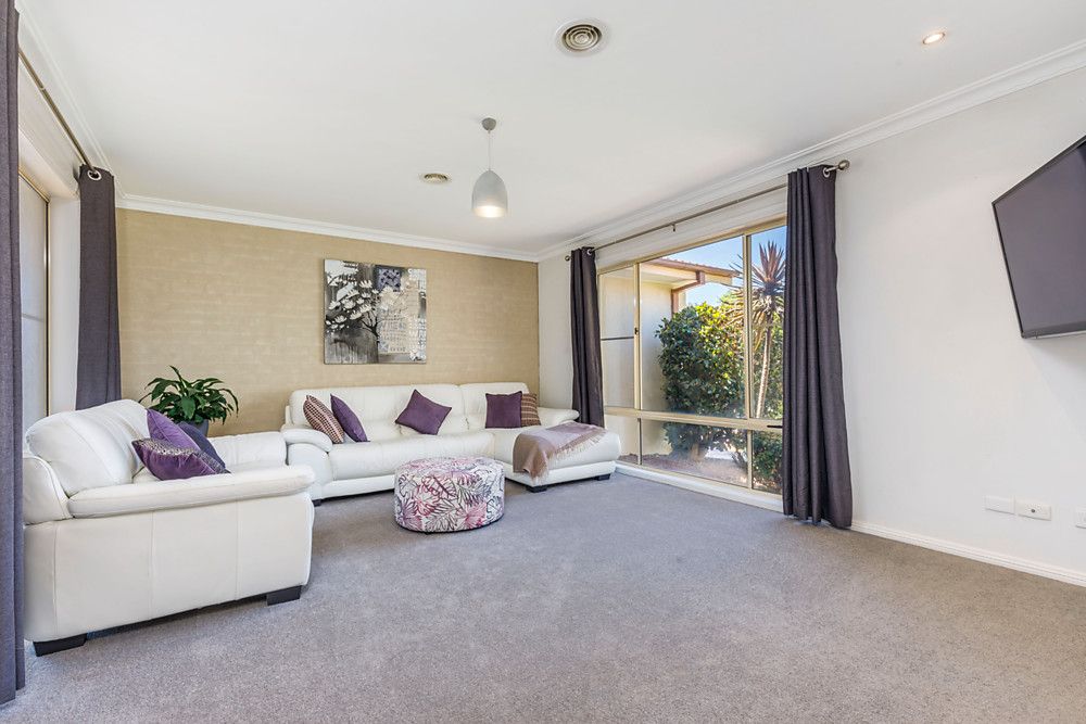 7 Helen Mayo Crescent, Bonython ACT 2905, Image 1