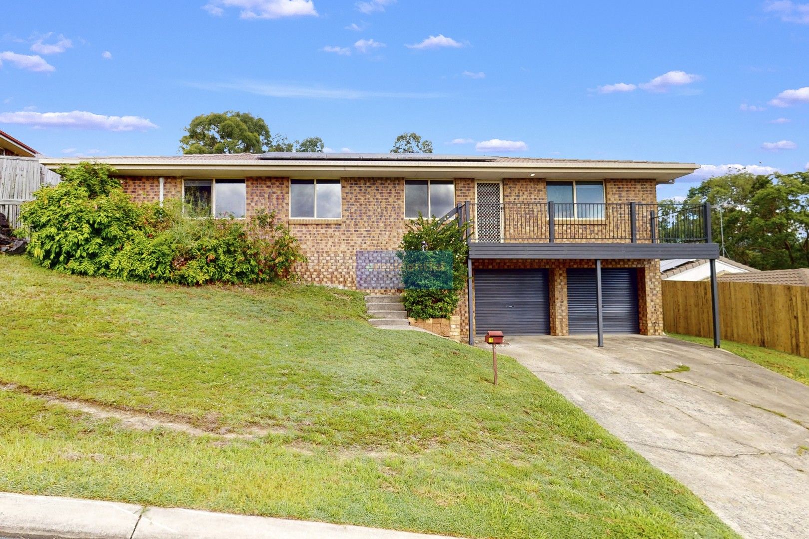 4 bedrooms House in 10 Kummara Road EDENS LANDING QLD, 4207