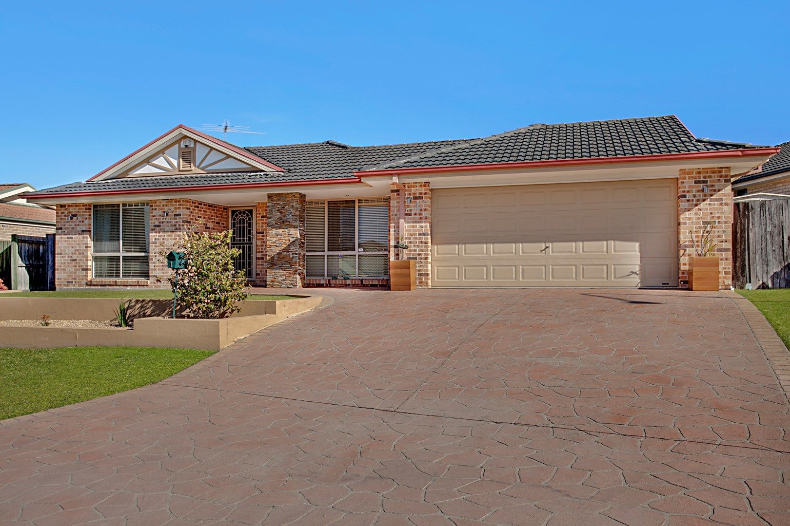 1 Cranbrook Close, West Hoxton NSW 2171, Image 0