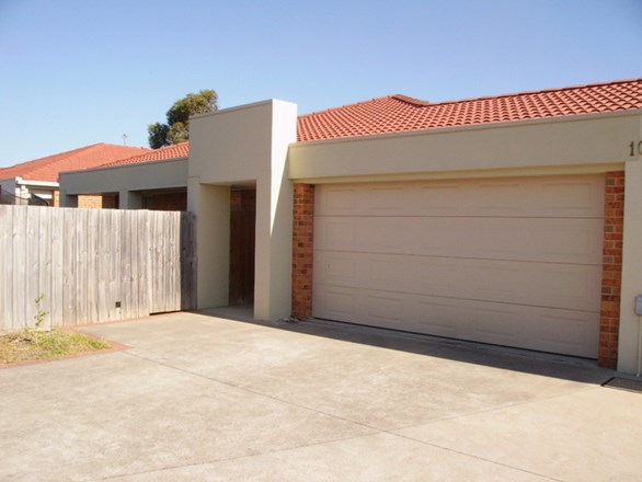 10/2 Wallace Street, Morwell VIC 3840