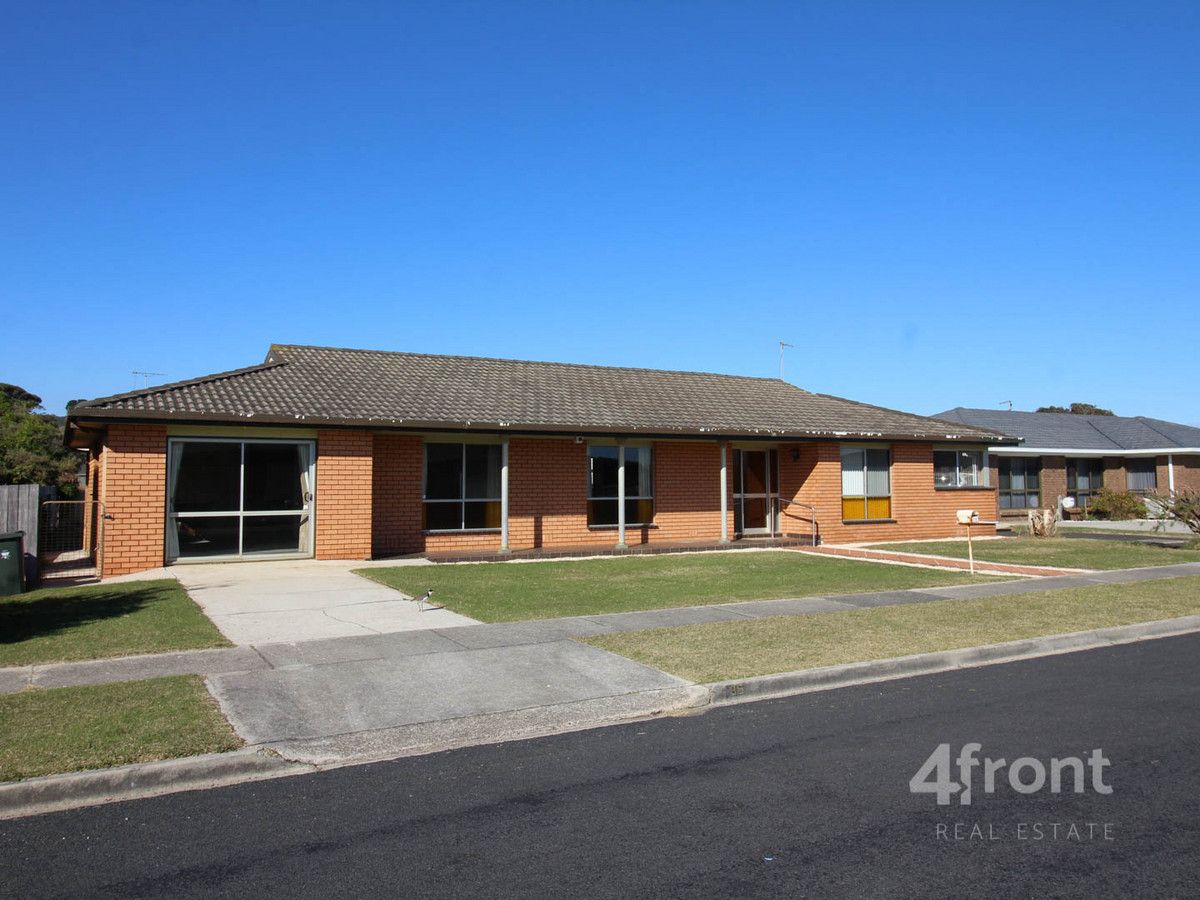 35 Ocean Drive, Ulverstone TAS 7315 House For Rent 580 Domain
