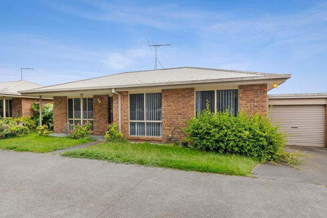 2 bedrooms House in 3/10 Forest Road North LARA VIC, 3212