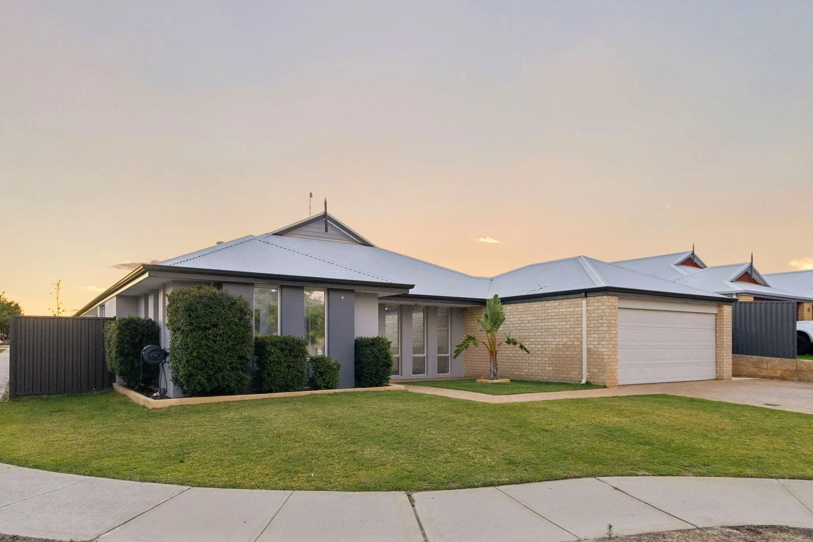 Primary image of 6 Koroit Way, Aveley WA 6069