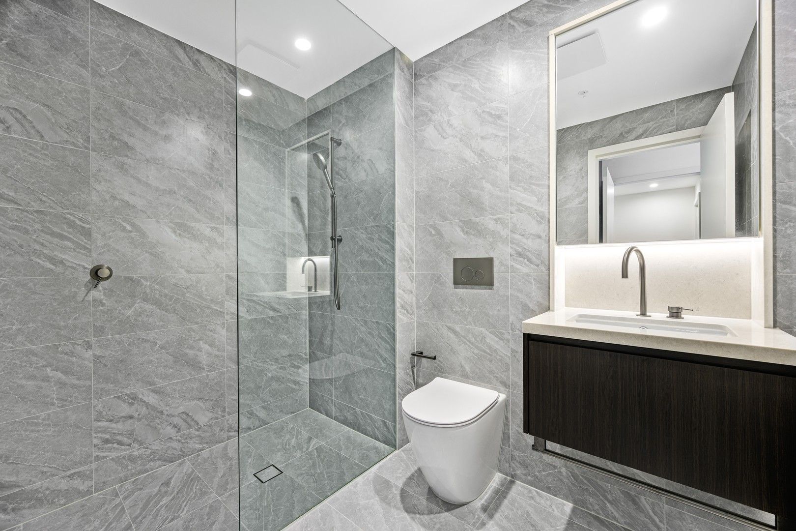 2 bedrooms Apartment / Unit / Flat in 901/88B Christie Street Street ST LEONARDS NSW, 2065
